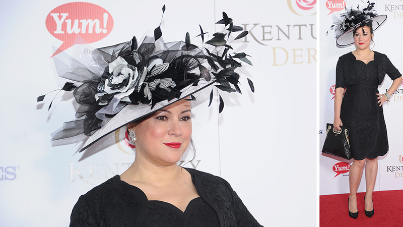 Illustration for article titled The Flowers, Fowl Feathers and Fierce Frippery of the Kentucky Derby